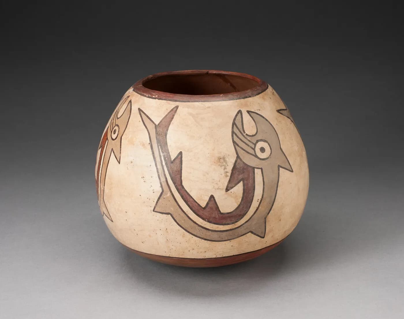 Museum work by Rounded Jar Depicting Abstract Fish or Sharks by Nasca